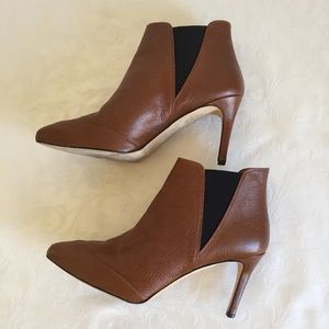 Joan Oloff brown textured leather ankle boots